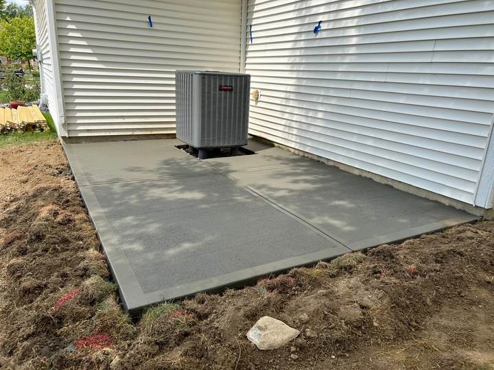 Pad at an air conditioning unit