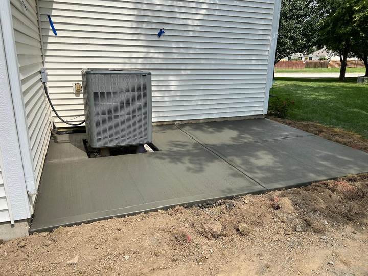 Pad at an air conditioning unit